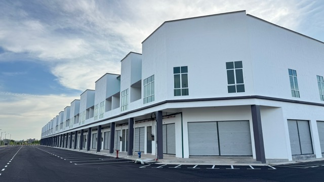 double story shoplots front view